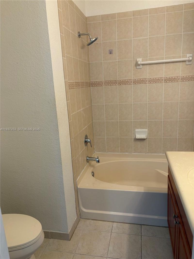 10901 NW 83rd St, Unit 205, Doral, FL 33178 Photo