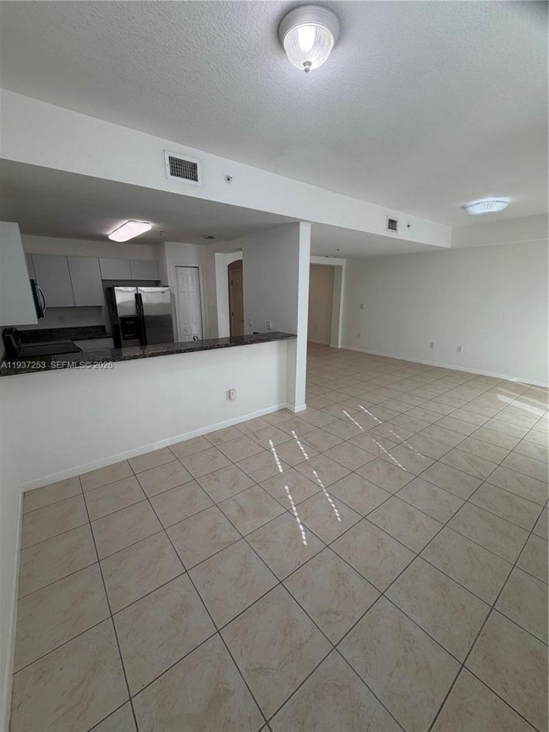 10901 NW 83rd St, Unit 205, Doral, FL 33178 Photo