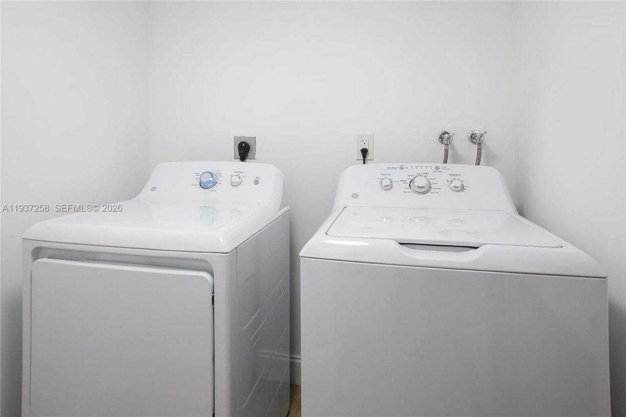 2215 Cypress Island Dr, Unit 608, Pompano Beach, FL 33069 Photo