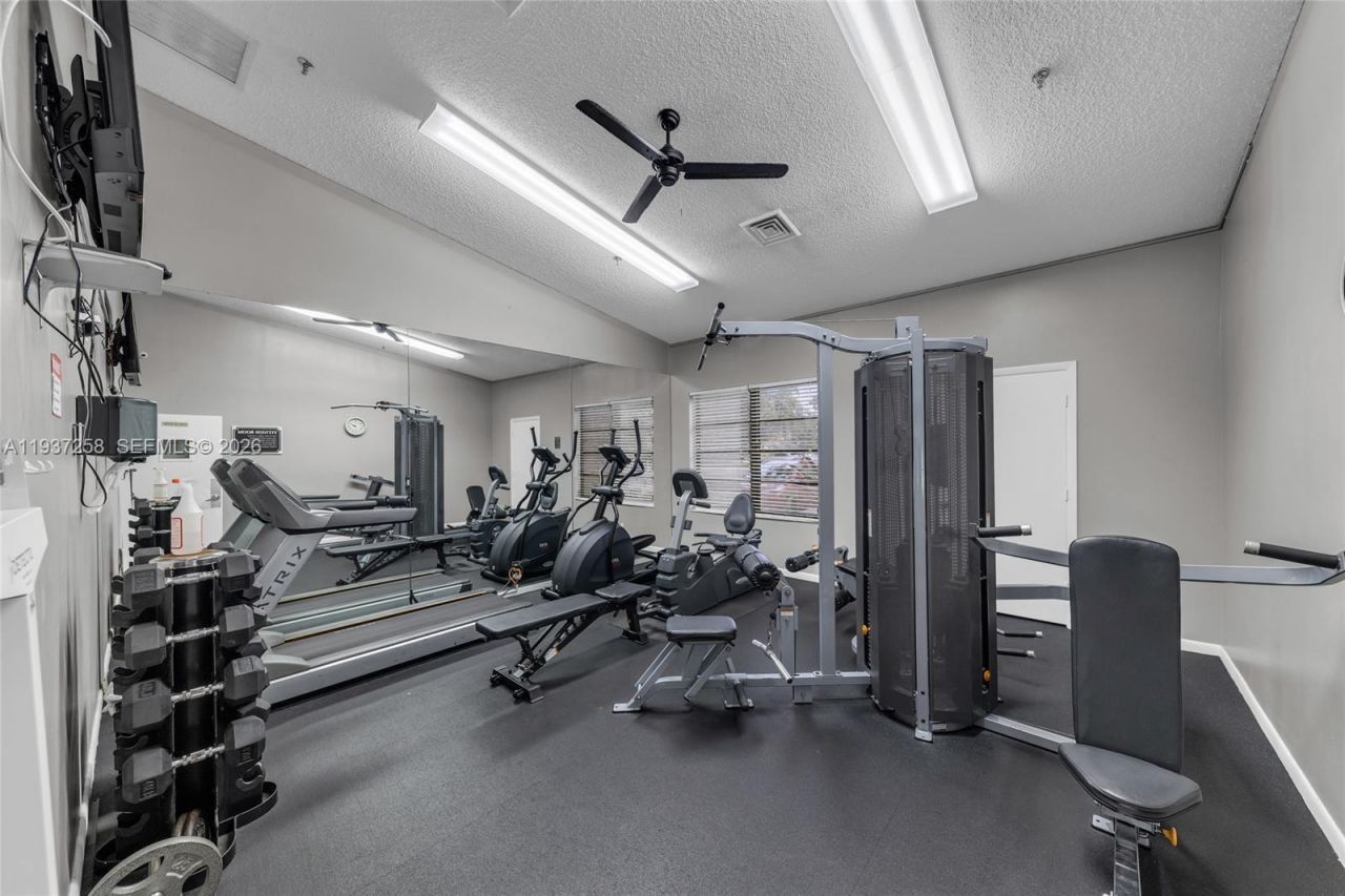 2215 Cypress Island Dr, Unit 608, Pompano Beach, FL 33069 Photo