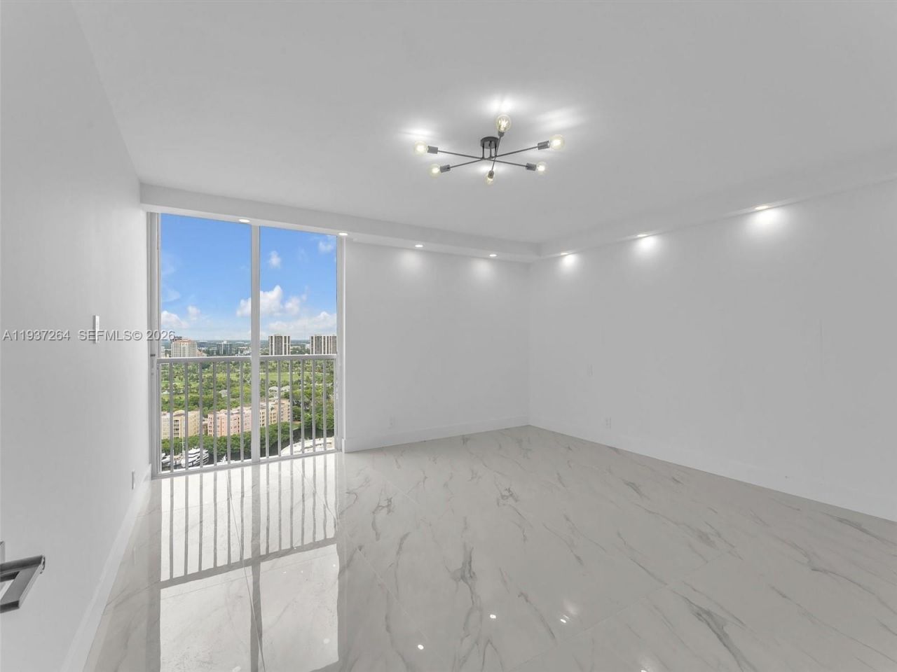 19707 Turnberry Way , Unit 25D, Aventura, FL 33180 Photo