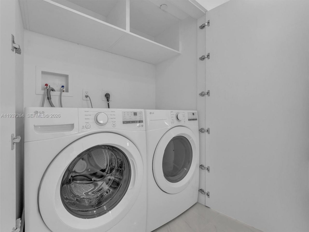 19707 Turnberry Way , Unit 25D, Aventura, FL 33180 Photo