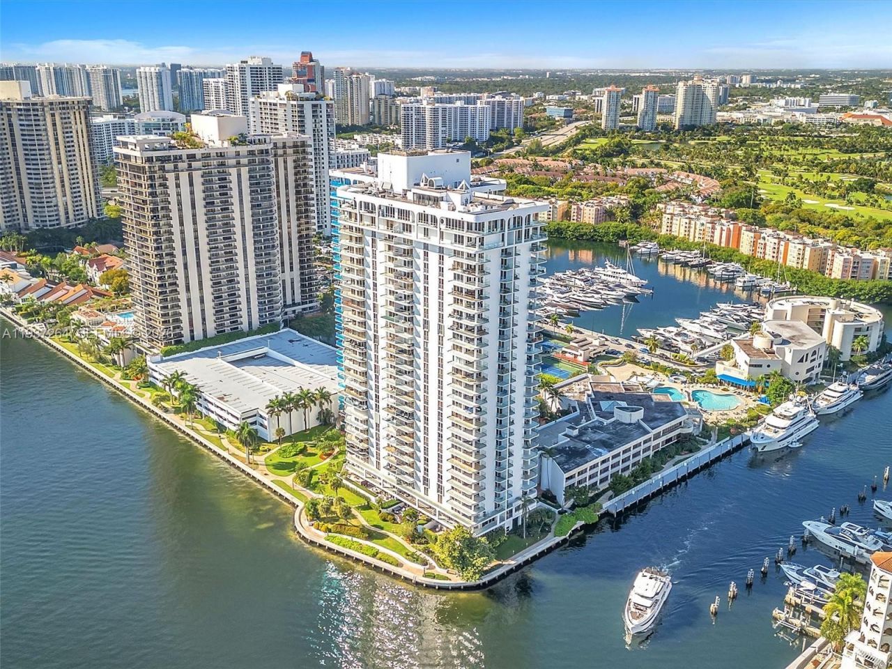 19707 Turnberry Way , Unit 25D, Aventura, FL 33180 Photo