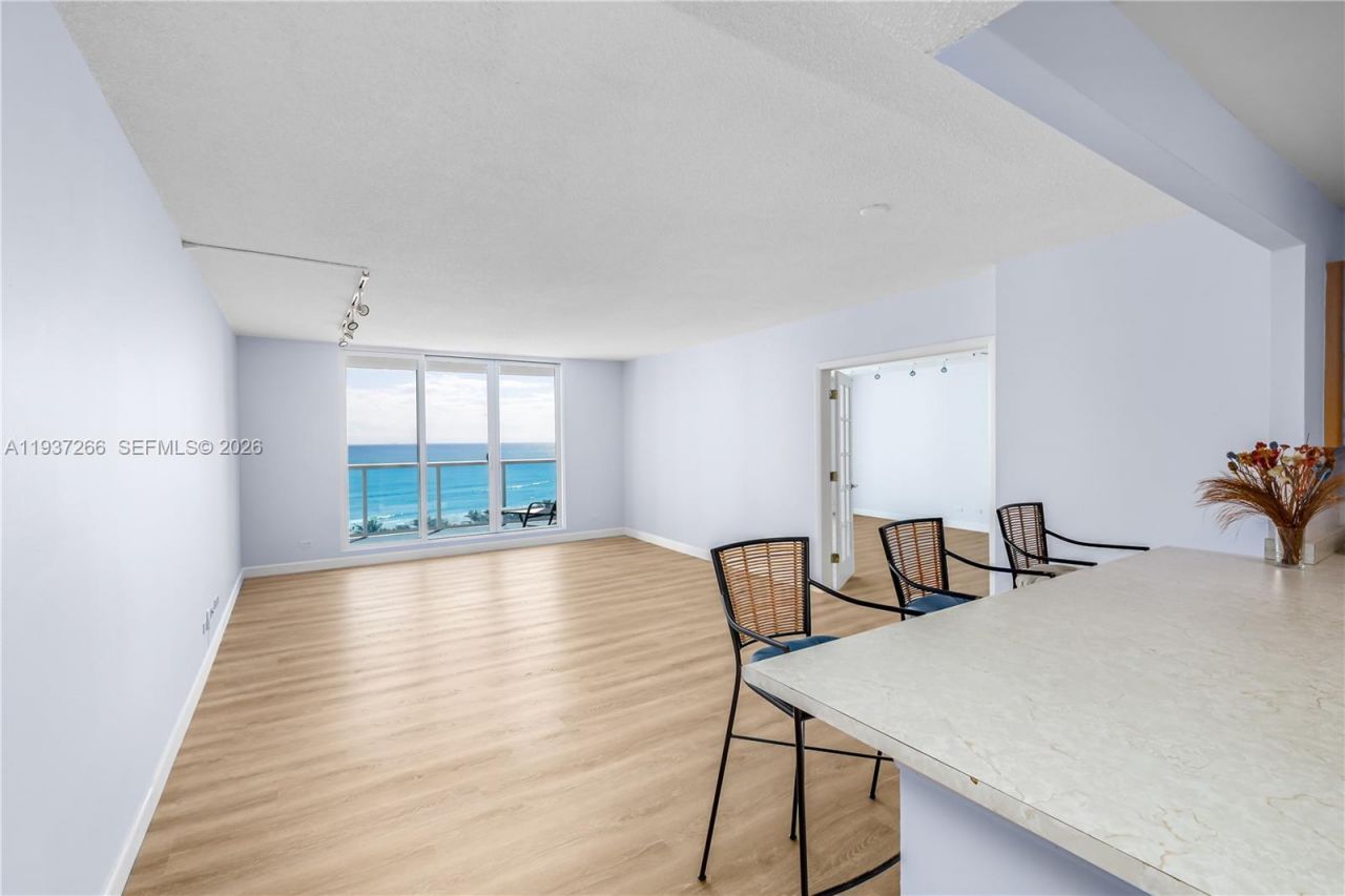 2301 Collins Ave , Unit 1038/1039, Miami Beach, FL 33139 Photo