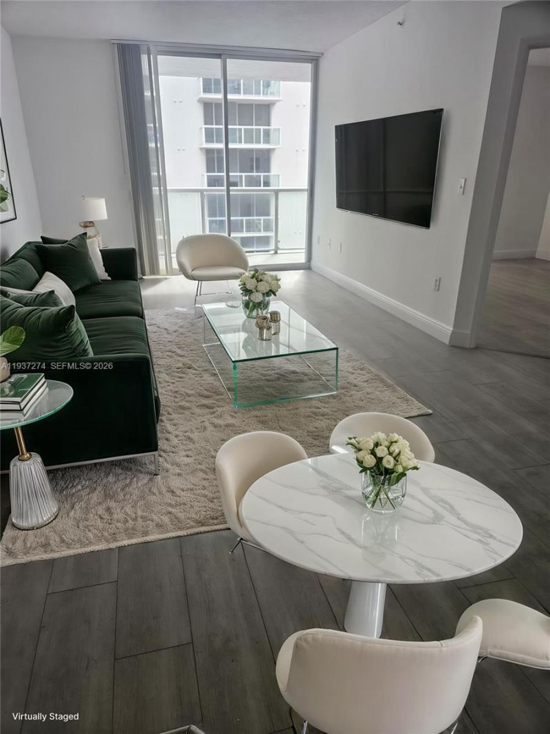 5085 NW 7th St, Unit 1106, Miami, FL 33126 Photo