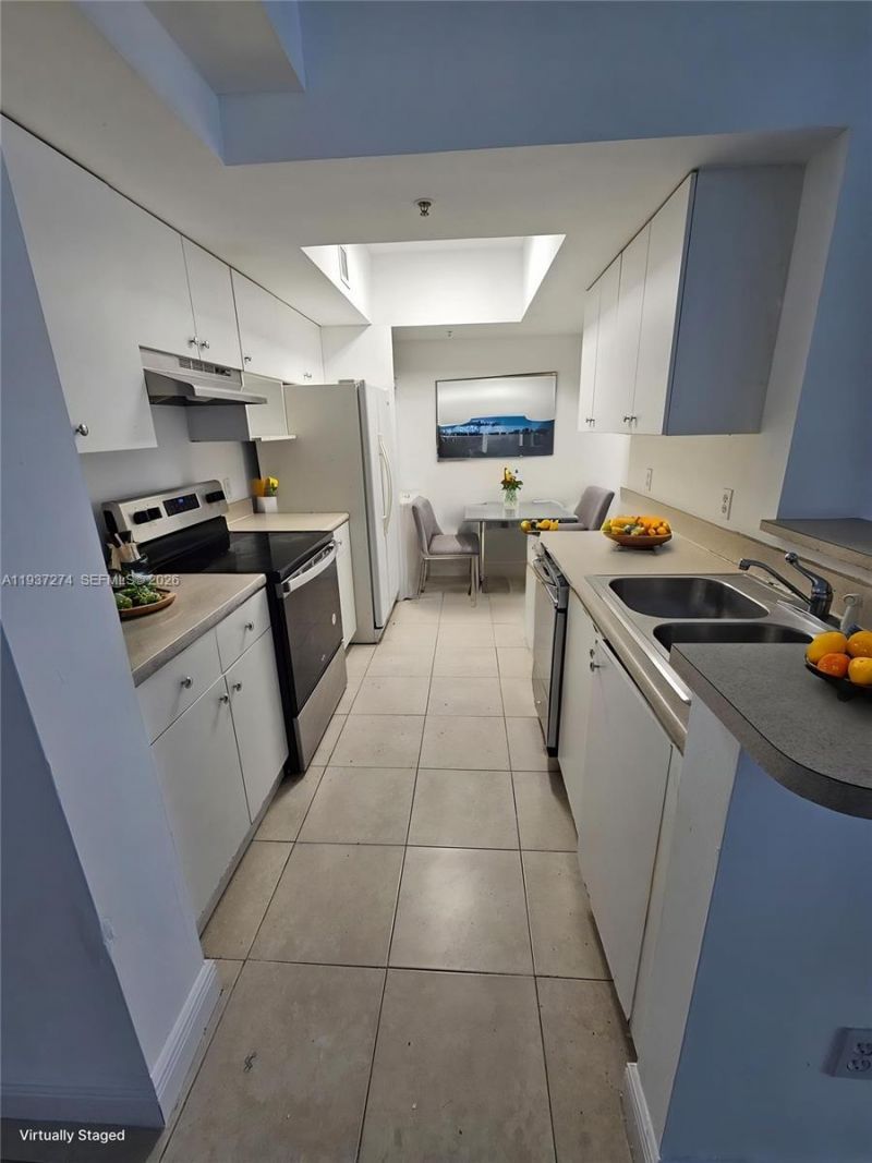 5085 NW 7th St, Unit 1106, Miami, FL 33126 Photo