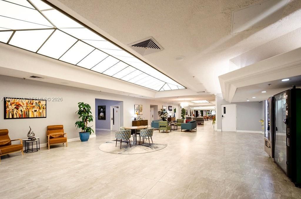 2601 N Nob Hill Rd, Unit 402, Sunrise, FL 33322 Photo