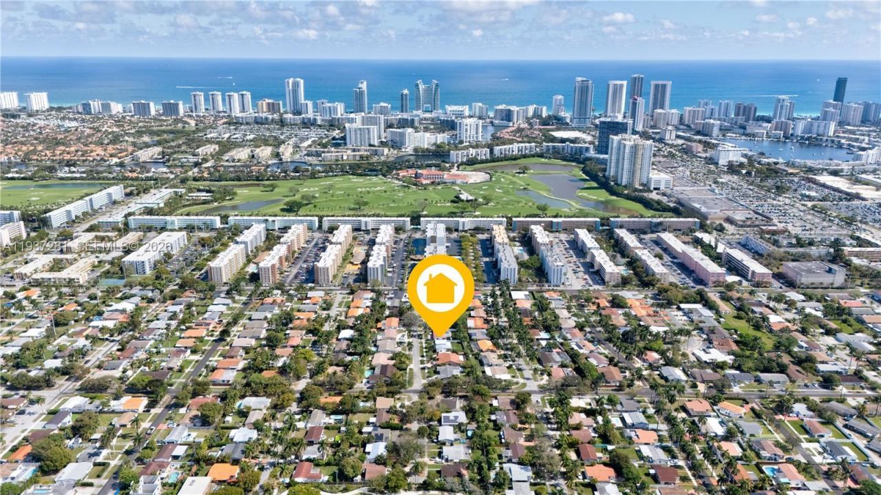 1016 NE 4th Ct, Hallandale Beach, FL 33009 Photo