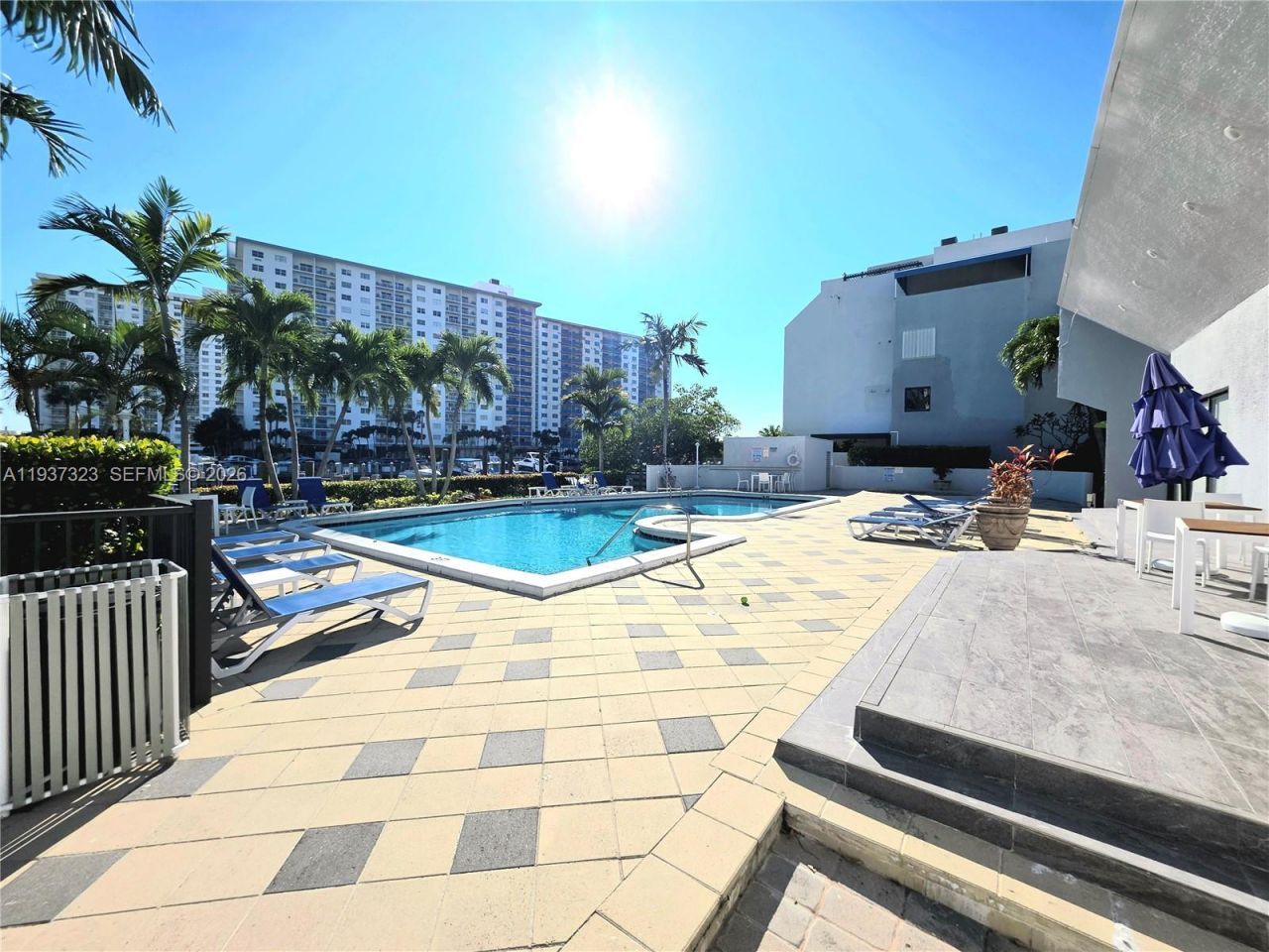 310 Poinciana Dr , Unit 802, Sunny Isles Beach, FL 33160 Photo