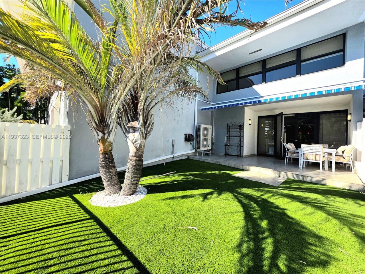 310 Poinciana Dr , Unit 802, Sunny Isles Beach, FL 33160 Photo