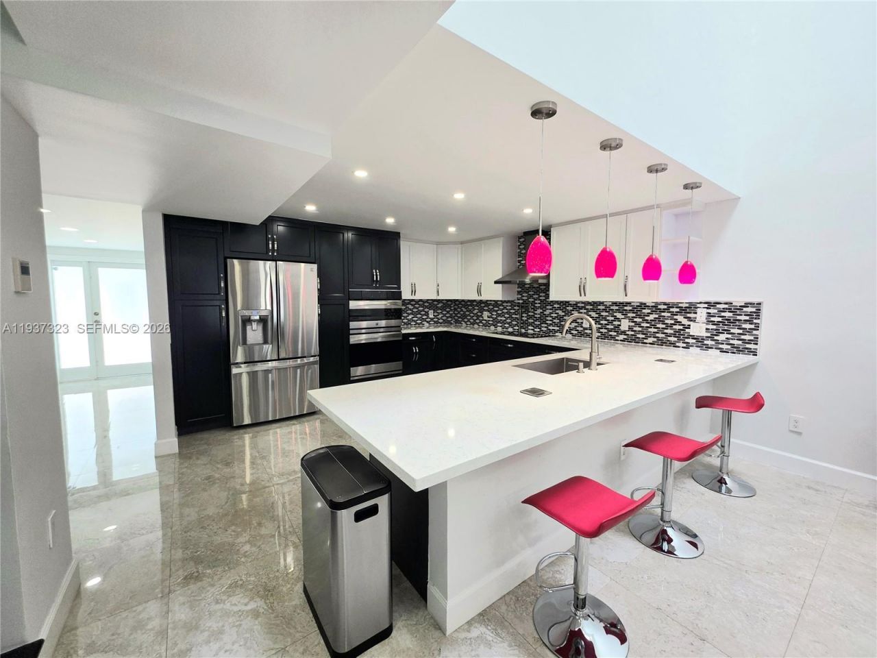 310 Poinciana Dr , Unit 802, Sunny Isles Beach, FL 33160 Photo