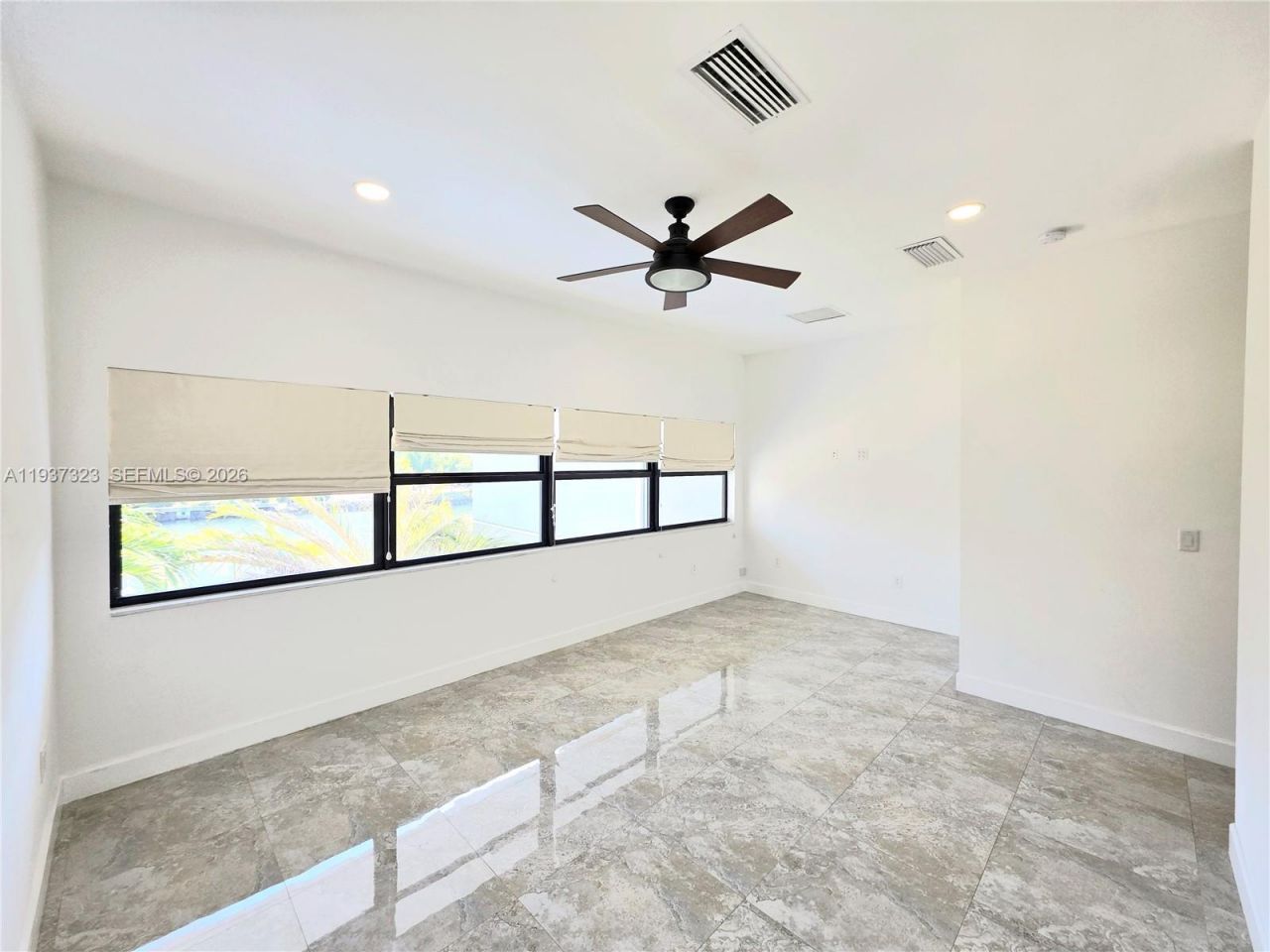 310 Poinciana Dr , Unit 802, Sunny Isles Beach, FL 33160 Photo