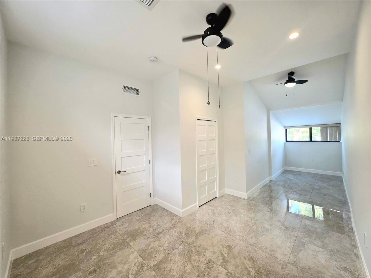 310 Poinciana Dr , Unit 802, Sunny Isles Beach, FL 33160 Photo