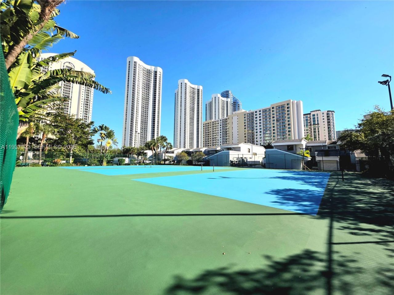310 Poinciana Dr , Unit 802, Sunny Isles Beach, FL 33160 Photo
