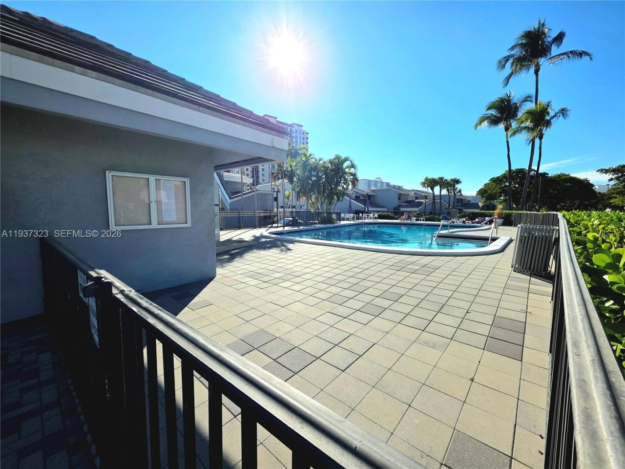 310 Poinciana Dr , Unit 802, Sunny Isles Beach, FL 33160 Photo