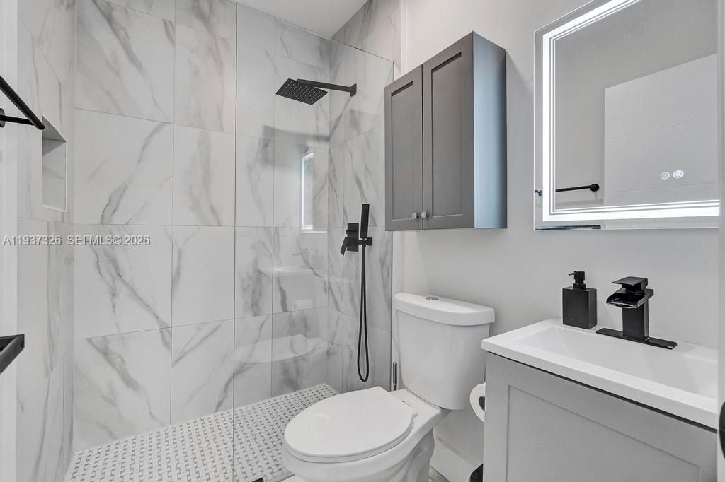 6470 SW 27th St , Miami, FL 33155 Photo