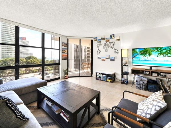 1901 Brickell Ave , Unit B711, Miami, FL 33129