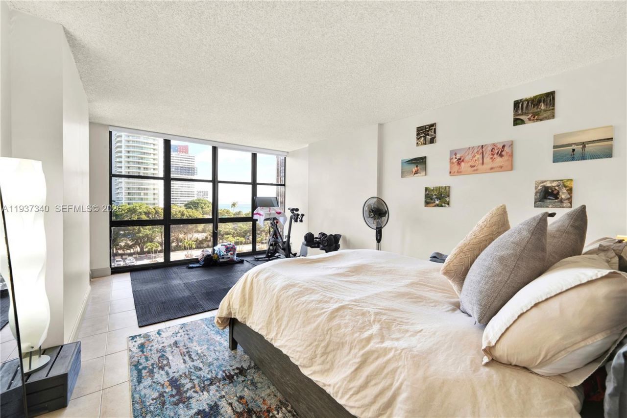 1901 Brickell Ave , Unit B711, Miami, FL 33129 Photo