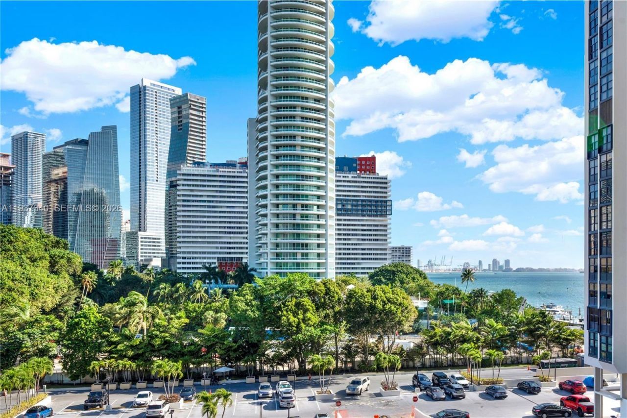 1901 Brickell Ave , Unit B711, Miami, FL 33129 Photo