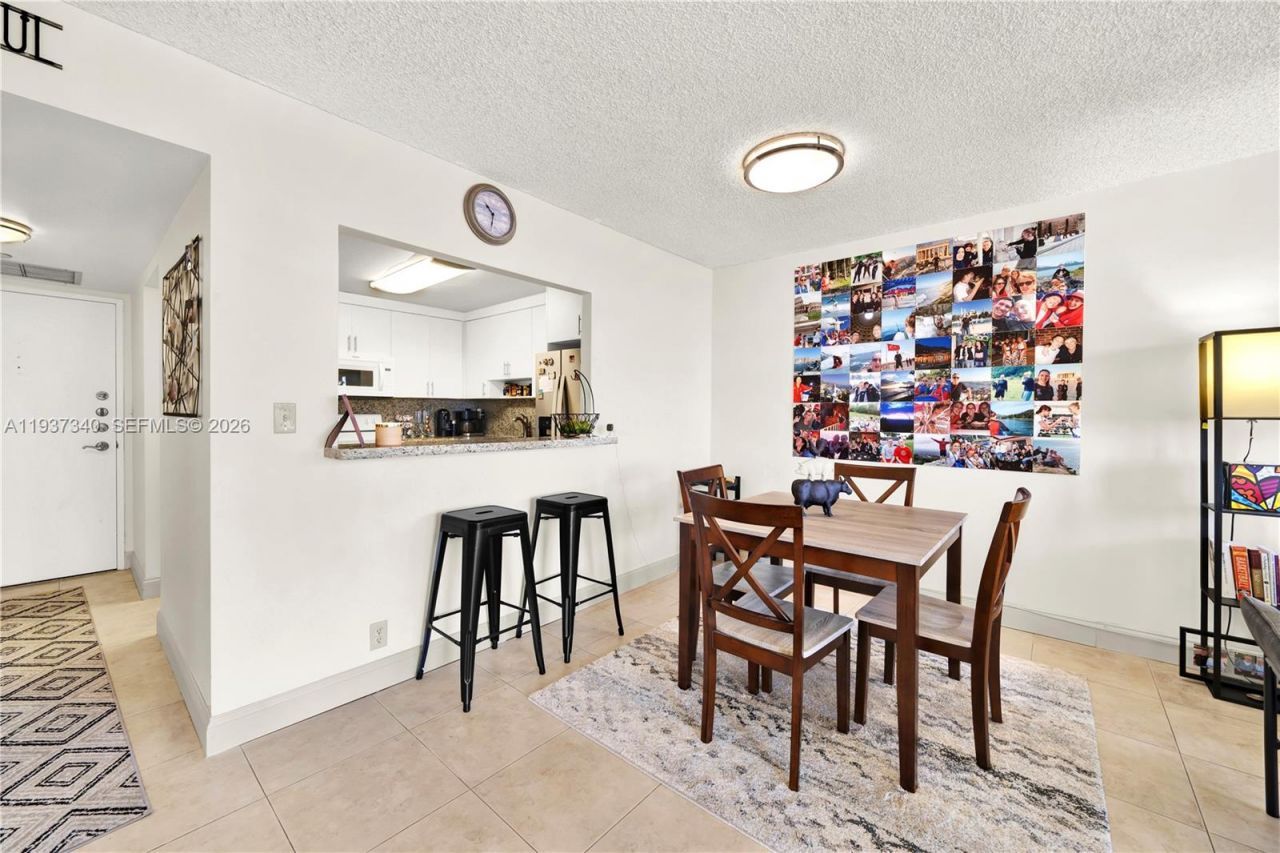 1901 Brickell Ave , Unit B711, Miami, FL 33129 Photo