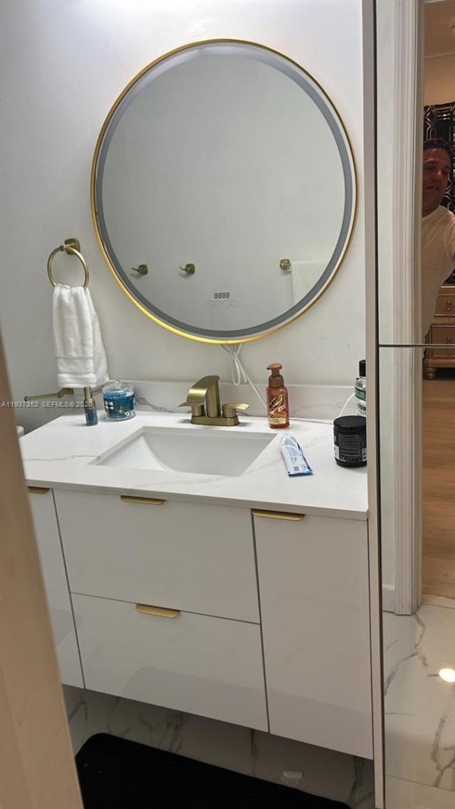 2041 NW 30th Way, Fort Lauderdale, FL 33311 Photo