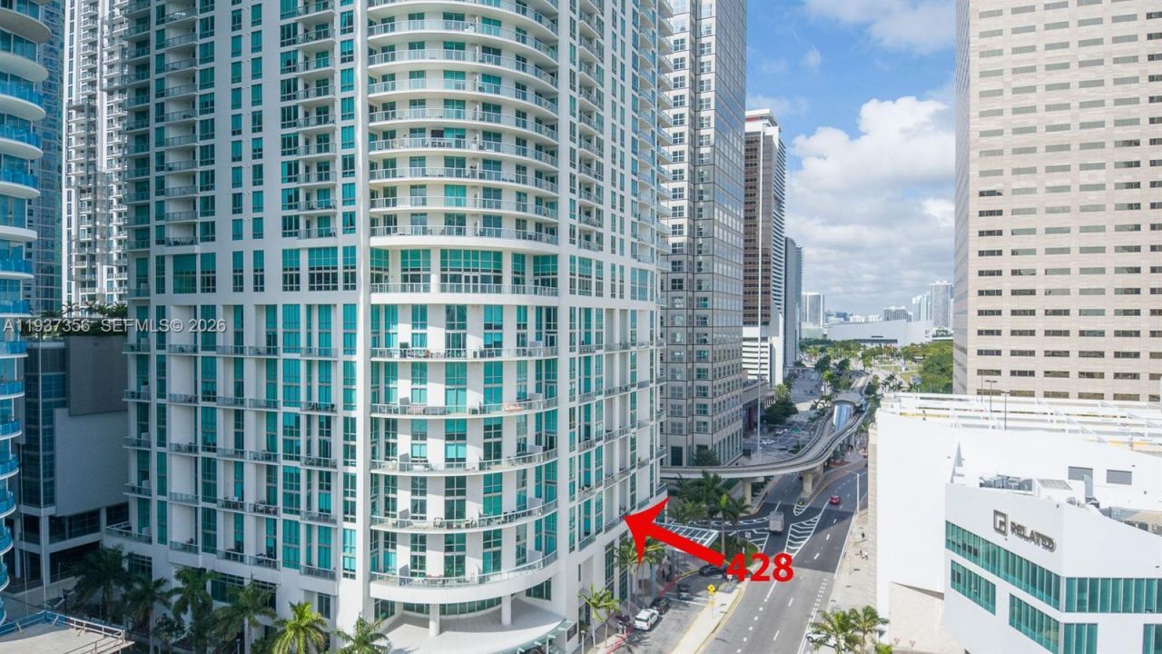 300 S Biscayne Blvd, Unit L-428, Miami, FL 33131 Photo