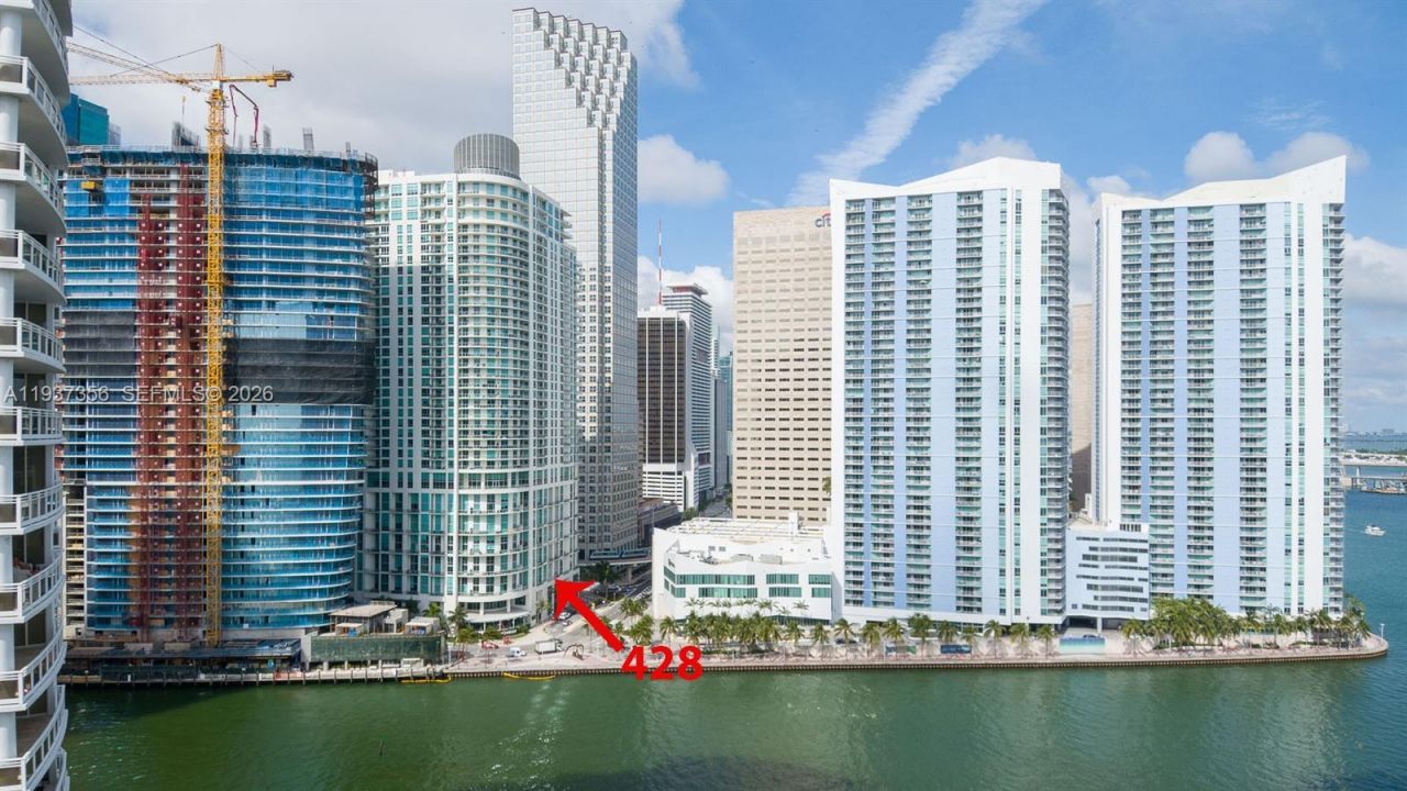 300 S Biscayne Blvd, Unit L-428, Miami, FL 33131 Photo