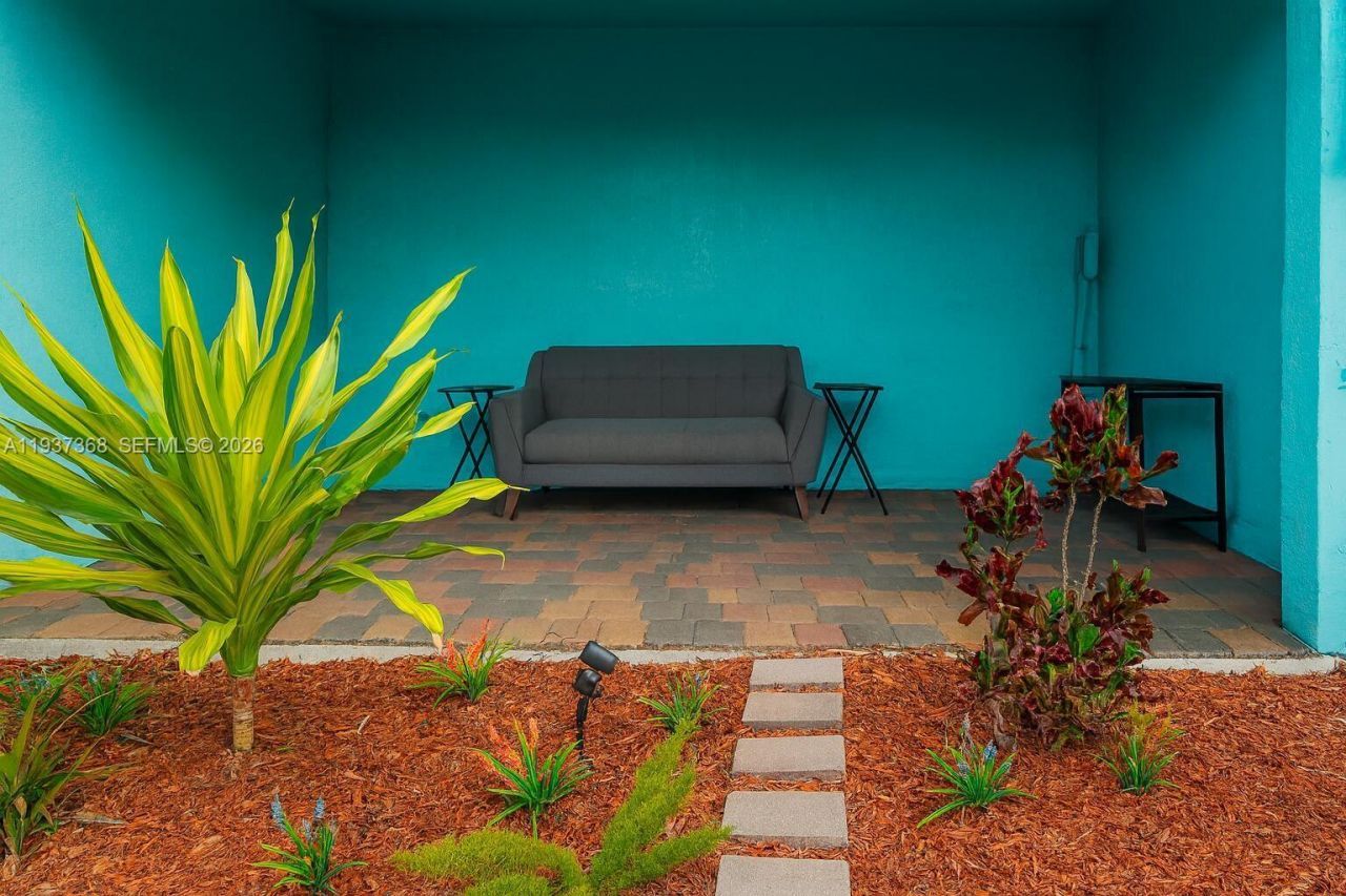 1705 Johnson St, Unit B, Hollywood, FL 33020 Photo