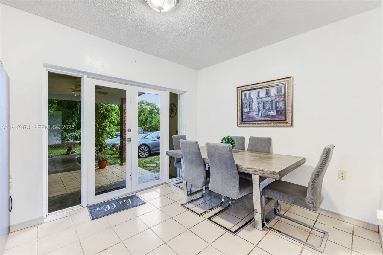 20890 SW 236th St, Homestead, FL 33031 Photo