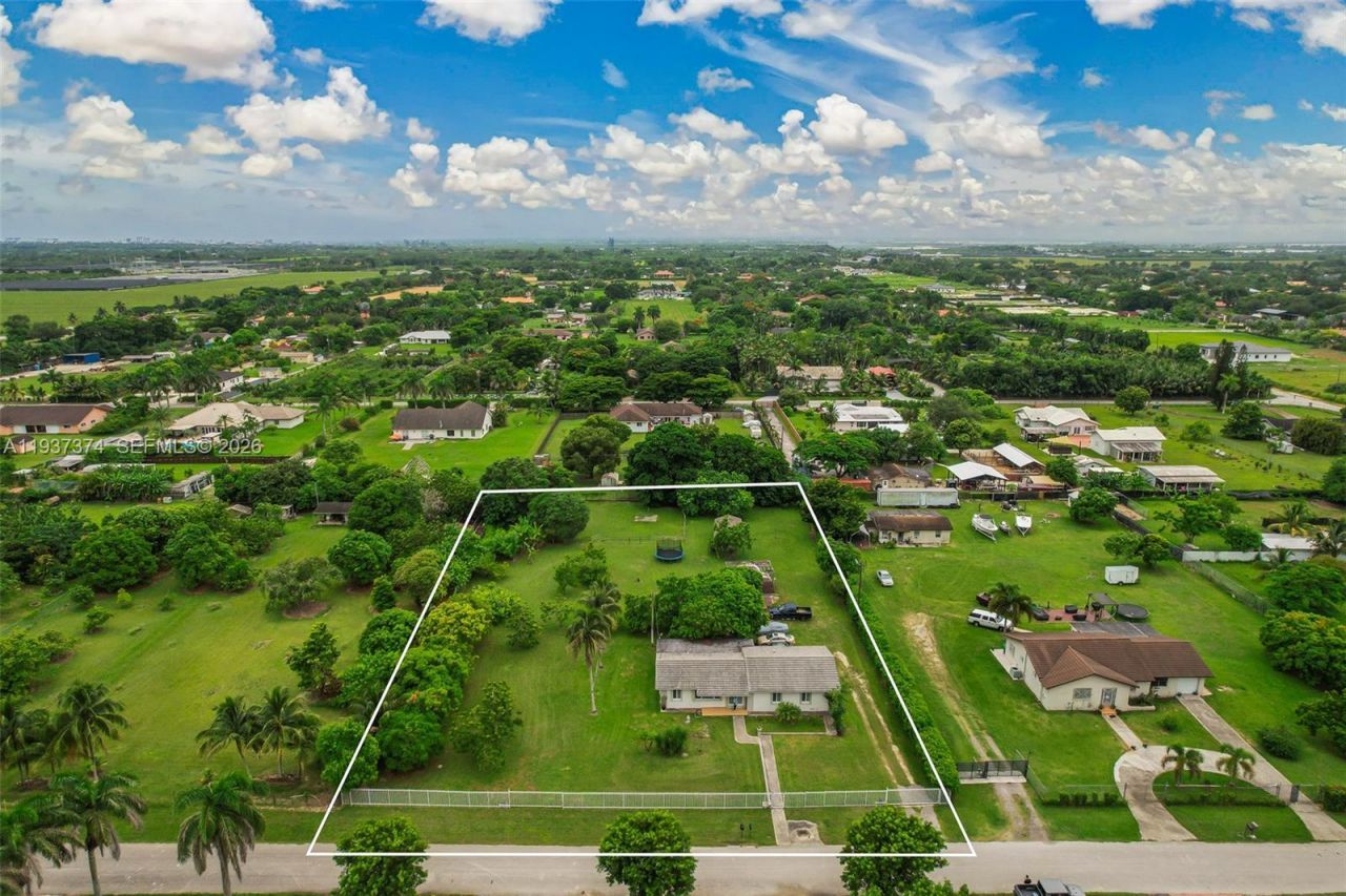 20890 SW 236th St, Homestead, FL 33031 Photo