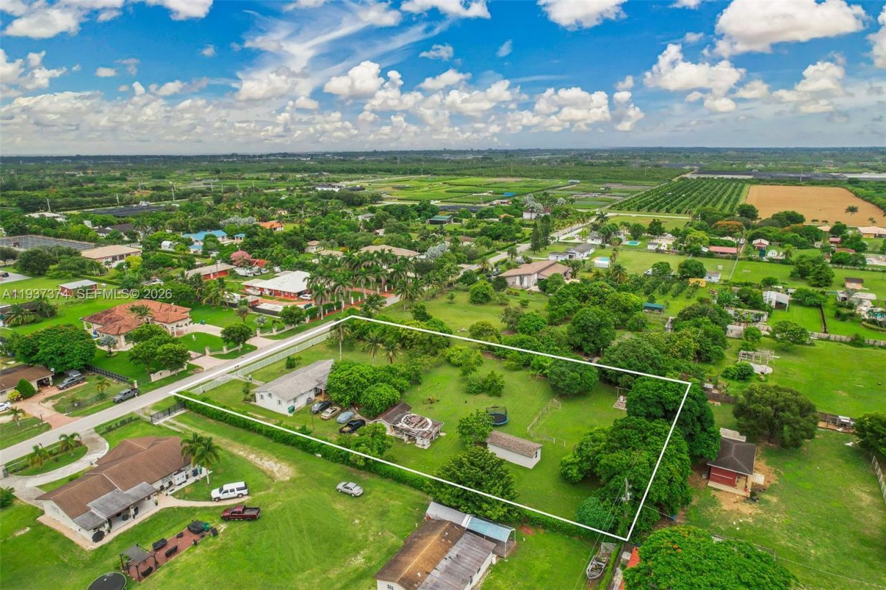 20890 SW 236th St, Homestead, FL 33031 Photo