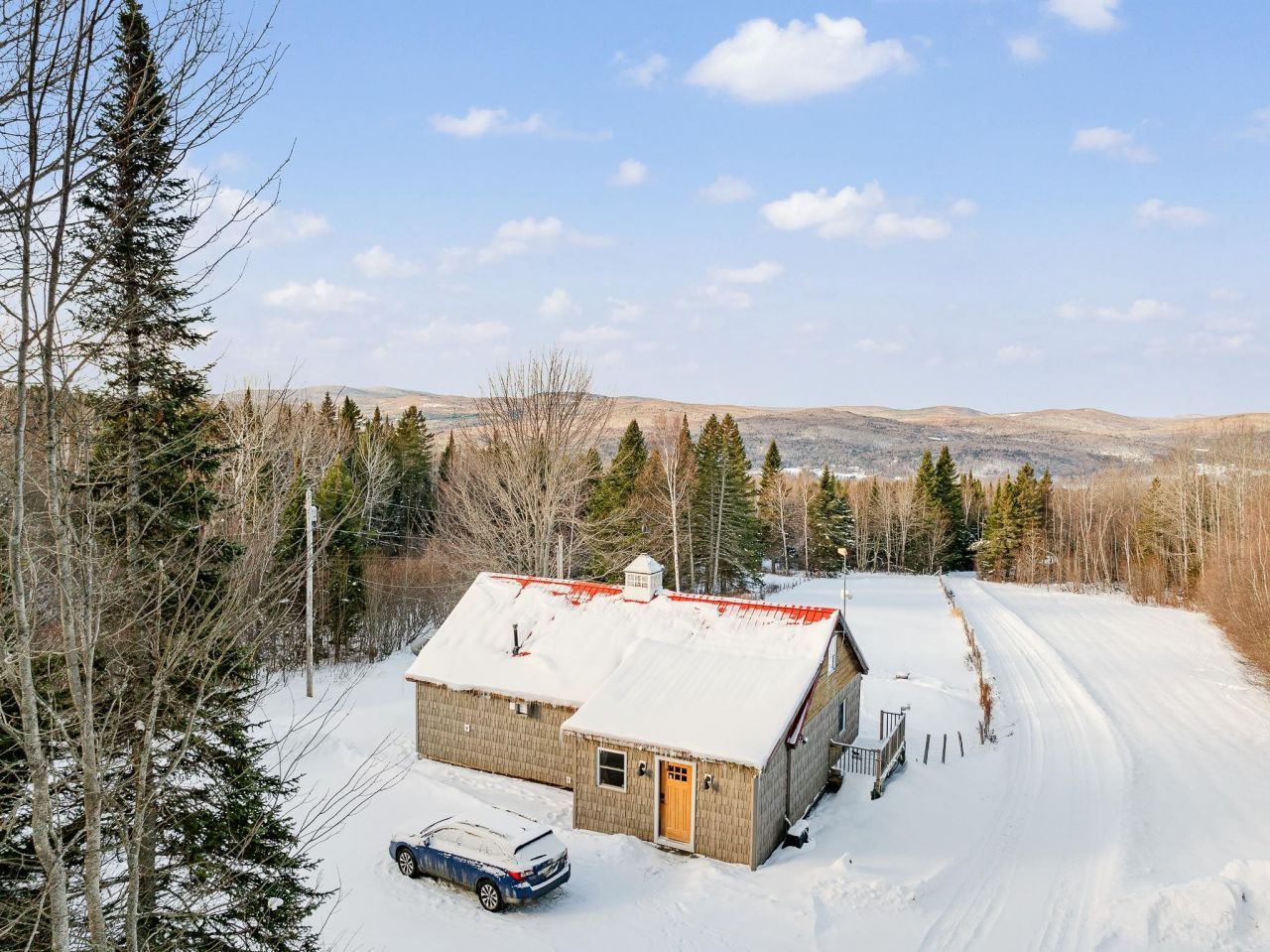 711 Piper Hill Road, Stewartstown, NH 03576 Main Photo