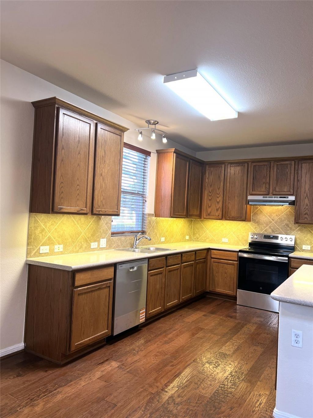 13216 Kenswick Dr, Austin, TX 78753 Main Photo