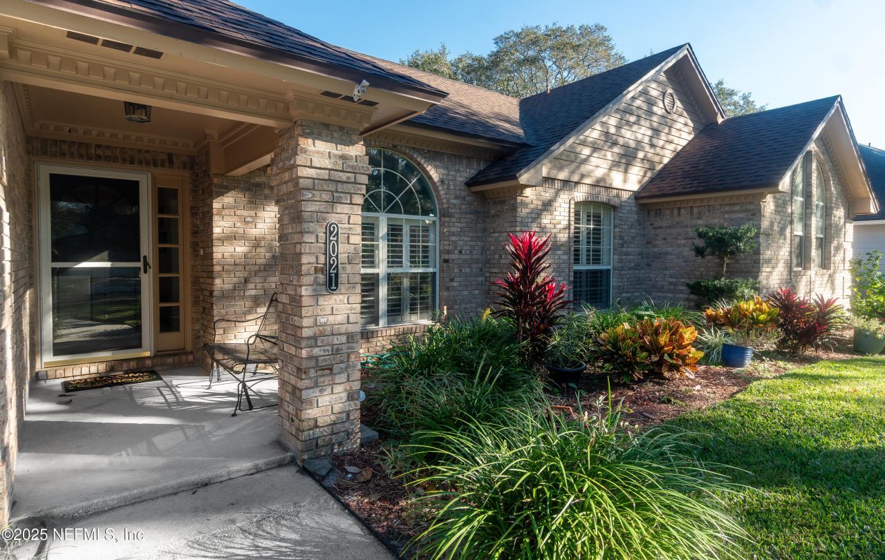 2021 MARYE BRANT Loop N Neptune Beach, FL 32266