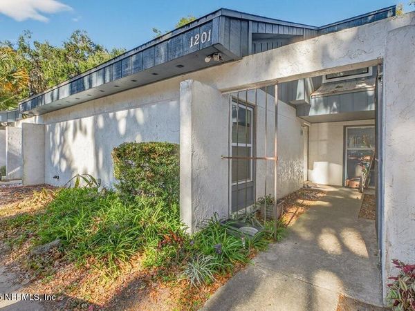 1201 MAYPORT LANDING Circle, Jacksonville, FL 32233