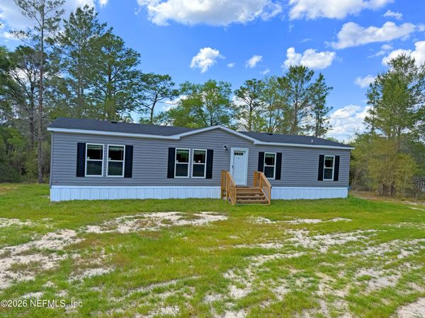 194 WHIRLWIND Loop, Hawthorne, FL 32640