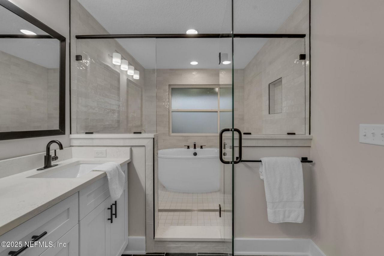 8863 Amalfi Court, Jacksonville, FL 32217 Photo