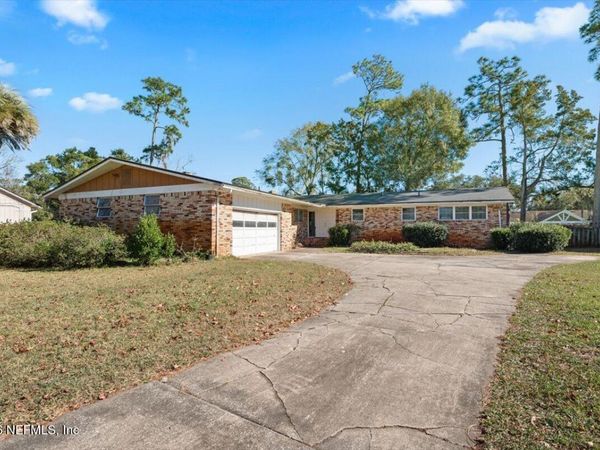 3866 SAN BERNADO Drive, Jacksonville, FL 32217