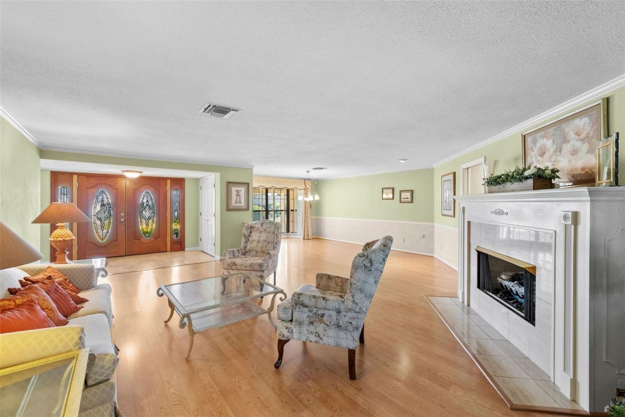 2943 Whisper Lane N, Clearwater, FL 33762 Photo