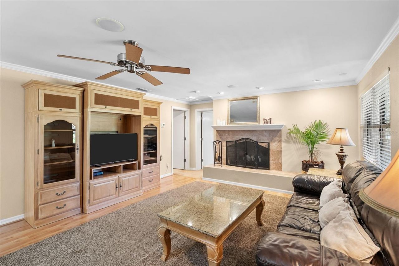 2943 Whisper Lane N, Clearwater, FL 33762 Photo