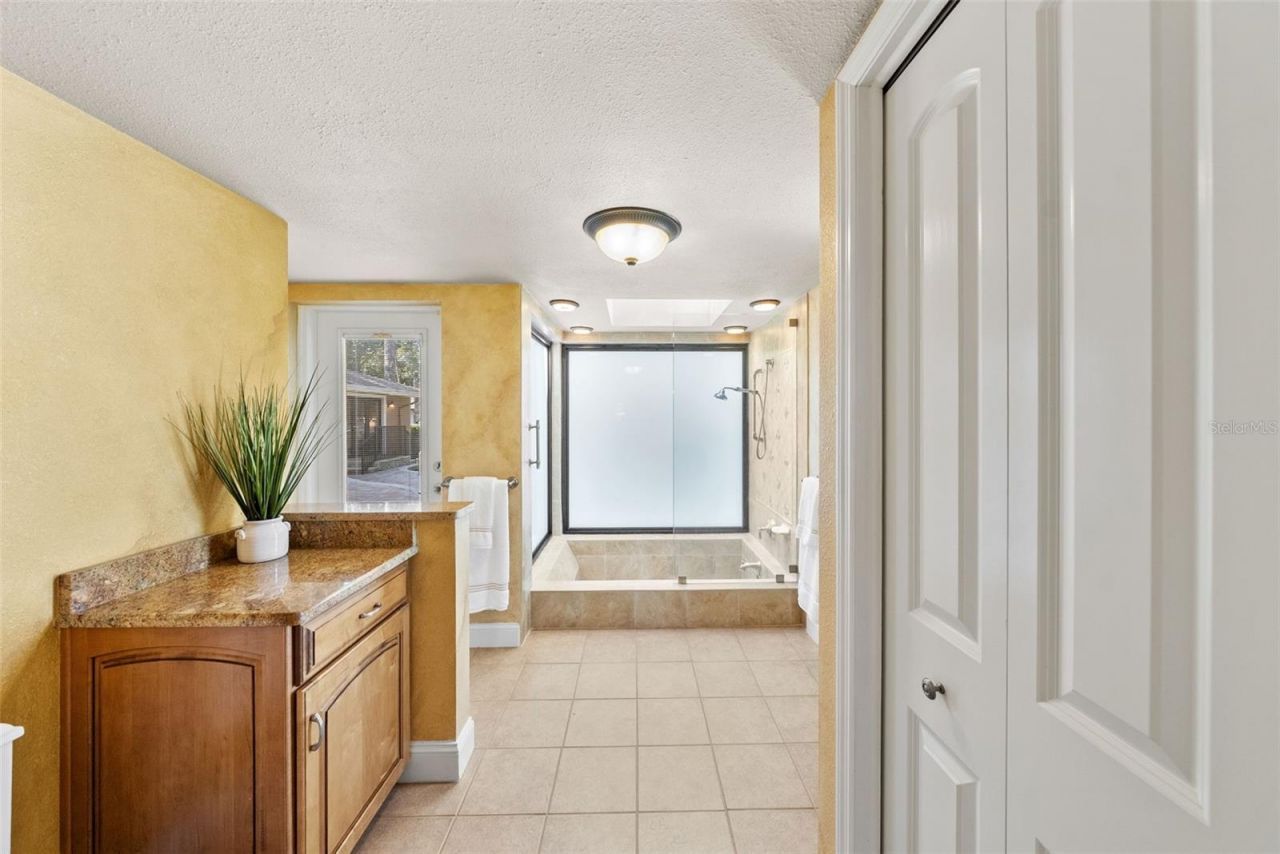 2943 Whisper Lane N, Clearwater, FL 33762 Photo