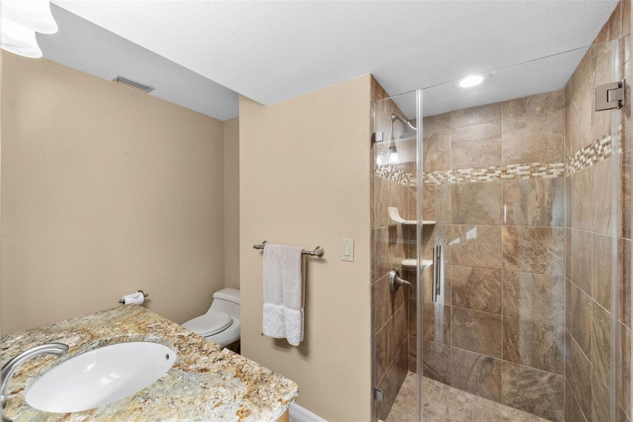 2943 Whisper Lane N, Clearwater, FL 33762 Photo