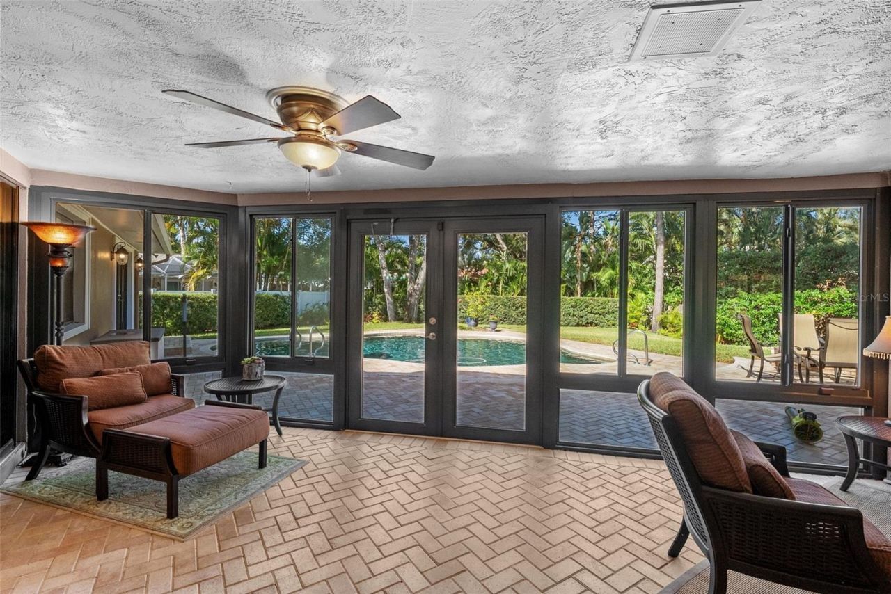 2943 Whisper Lane N, Clearwater, FL 33762 Photo