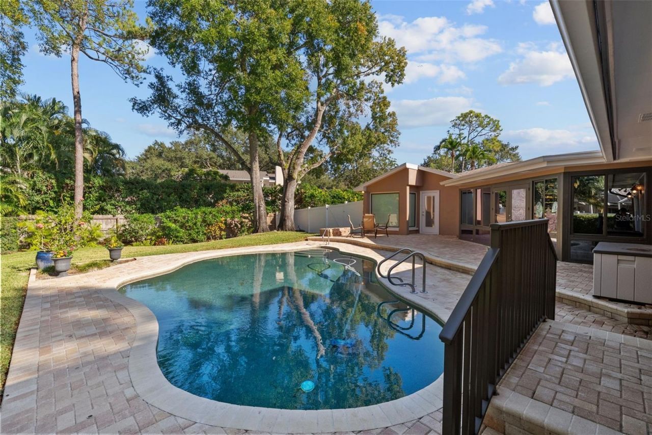 2943 Whisper Lane N, Clearwater, FL 33762 Photo