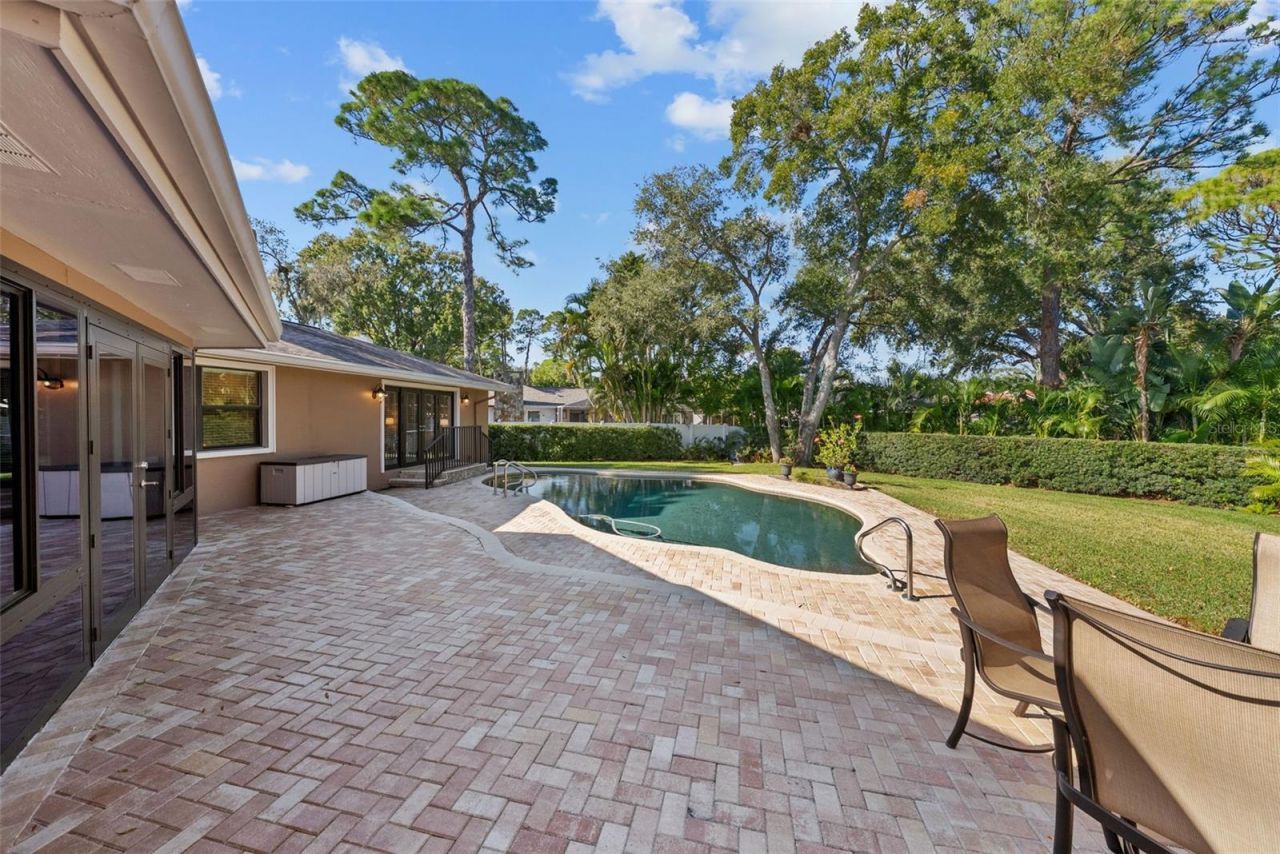 2943 Whisper Lane N, Clearwater, FL 33762 Photo