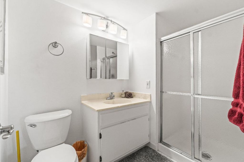 3 Stratford Drive E, Unit B, Boynton Beach, FL 33436 Photo