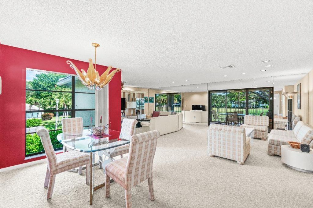 3 Stratford Drive E, Unit B, Boynton Beach, FL 33436 Photo