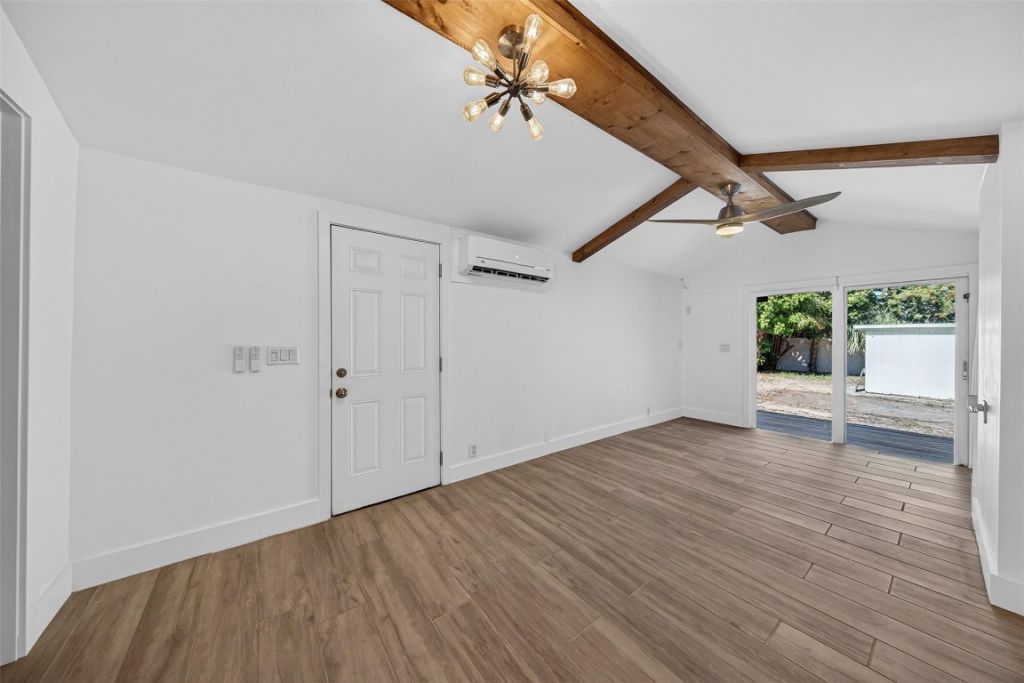 181 NE 15th Ter, Boca Raton, FL 33432 Photo