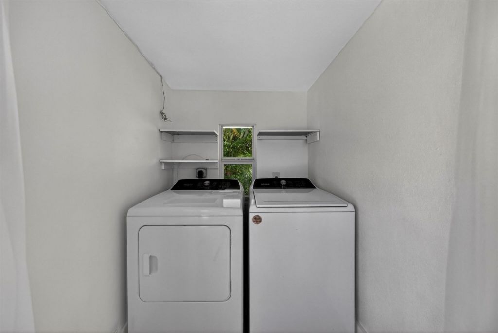 181 NE 15th Ter, Boca Raton, FL 33432 Photo