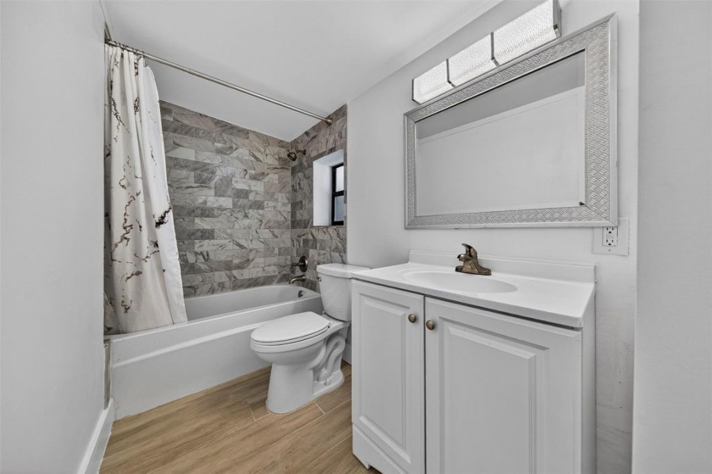 181 NE 15th Ter, Boca Raton, FL 33432 Photo